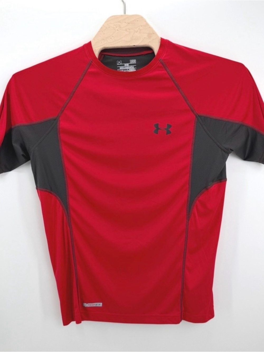 Under Armour HeatGear Shirt Mens Large Red Grey Fitted Athletic Mesh Training